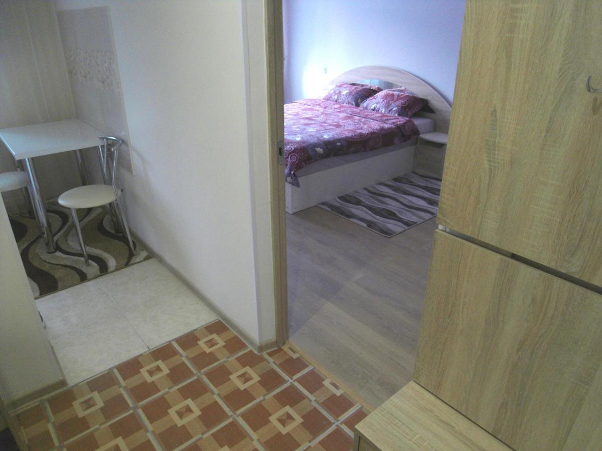Modern Apartment キシナウ エクステリア 写真