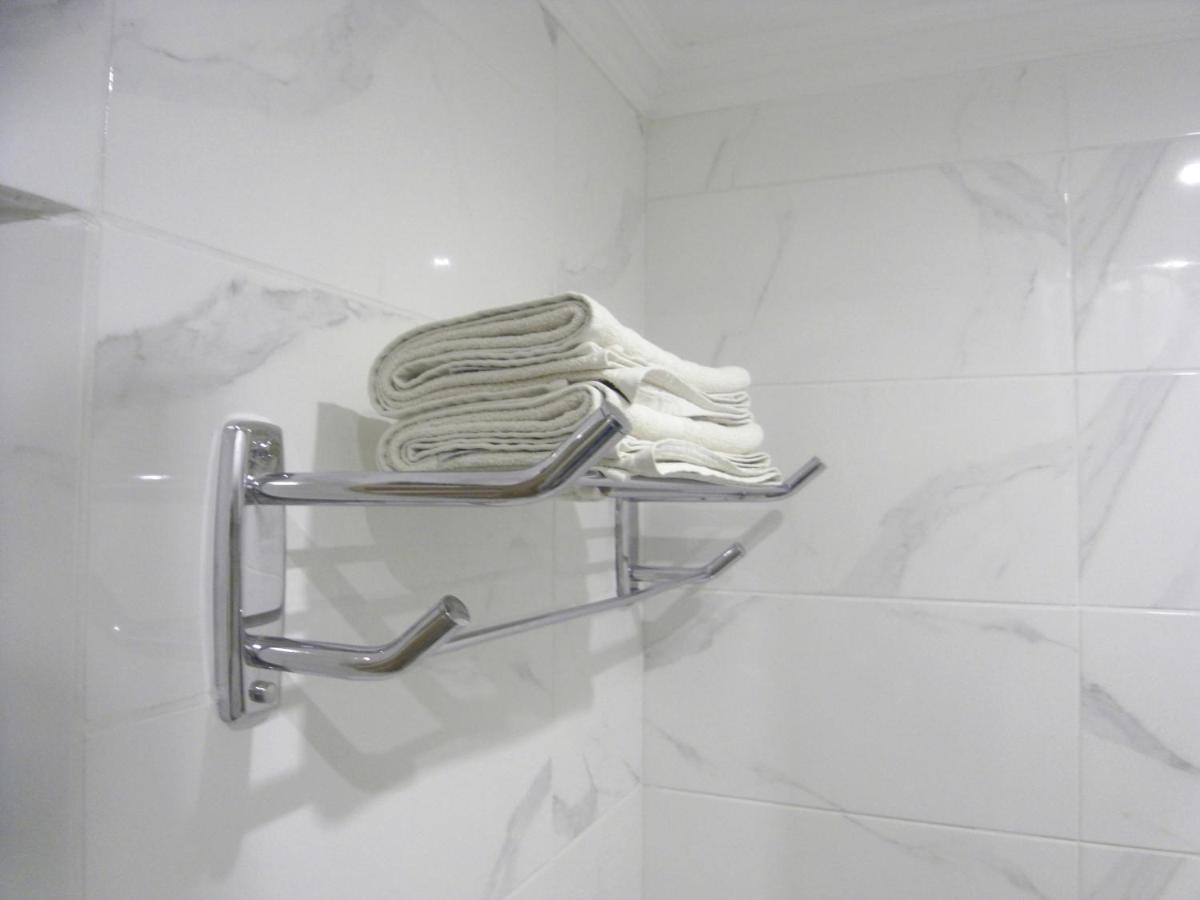 Modern Apartment キシナウ エクステリア 写真